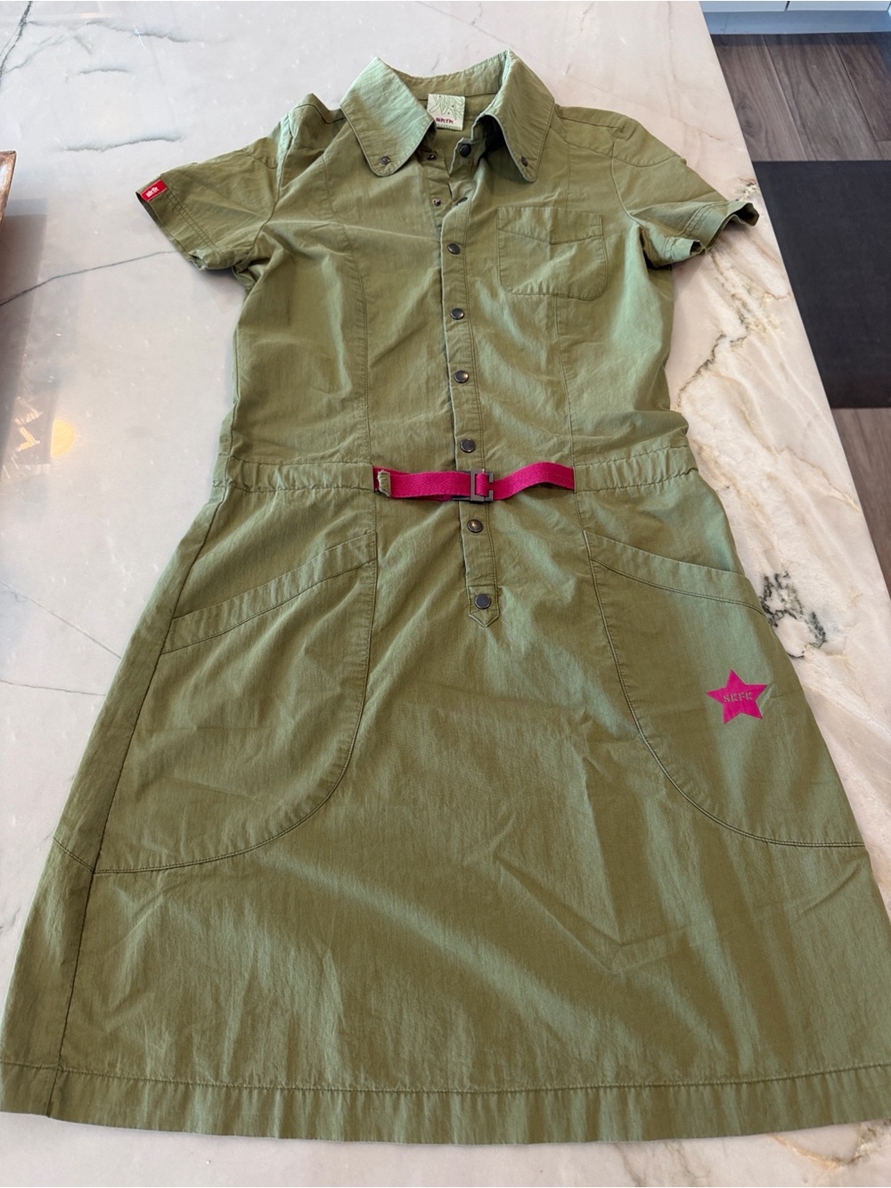 ✨ Vintage SKFK (Skunkfunk) Olive Utility Dress with Hot Pink Star ✨🫦